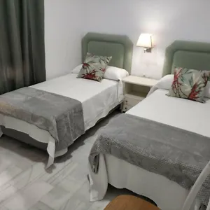 https://guesting-cayetano.hotelsincadiz.net